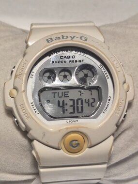 Casio G Shock Baby G Gloss white